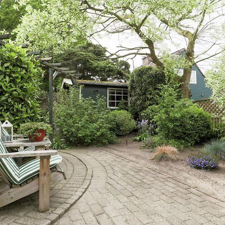 Cosy Holiday Home In Noordwijkerhout Near Lake Exterior foto